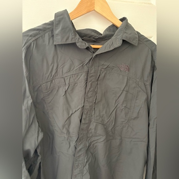 The North Face men’s nylon adjustable long sleeve button down collar grey XL - Picture 6 of 13